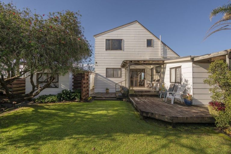 Photo of property in 74 Buffalo Beach Sh25 Road, Whitianga, 3510