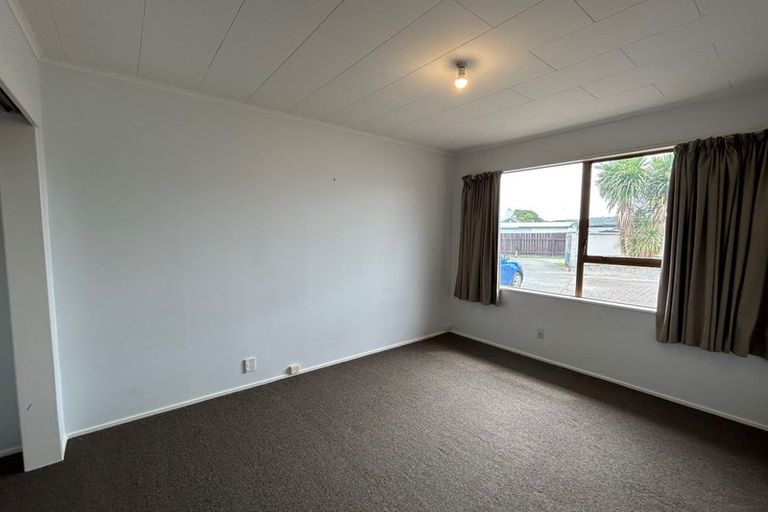 Photo of property in 41 Wynyard Crescent, Tamatea, Napier, 4112