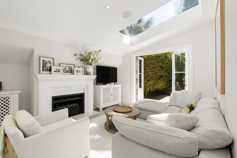 Photo of property in 73 St Stephens Avenue, Parnell, Auckland, 1052