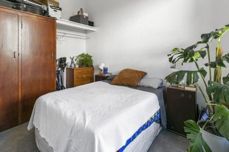 Photo of property in 108 The Parade, Island Bay, Wellington, 6023