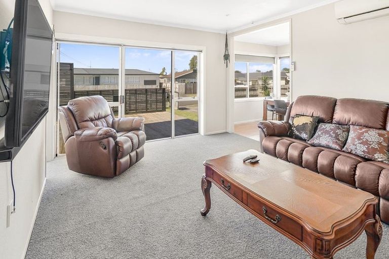 Photo of property in 1 Mears Road, St Andrews, Hamilton, 3200