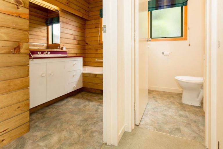 Photo of property in 3 Chilton Drive, Mairehau, Christchurch, 8052