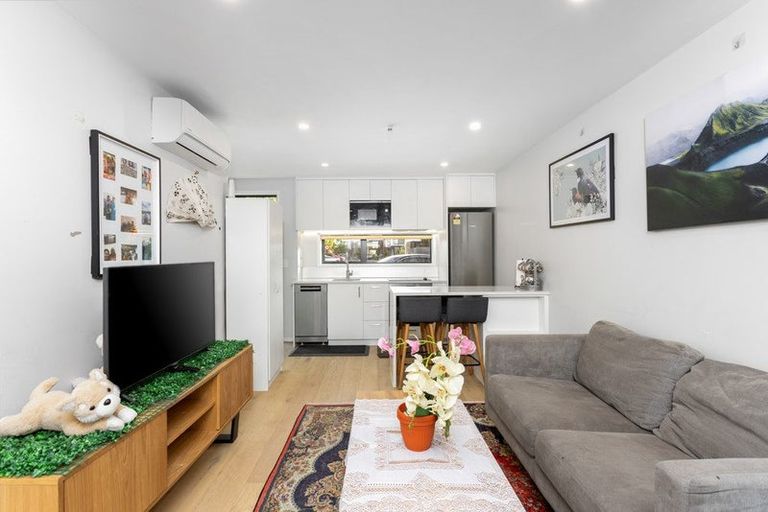 Photo of property in 3/2 Parson Lane, Papatoetoe, Auckland, 2025