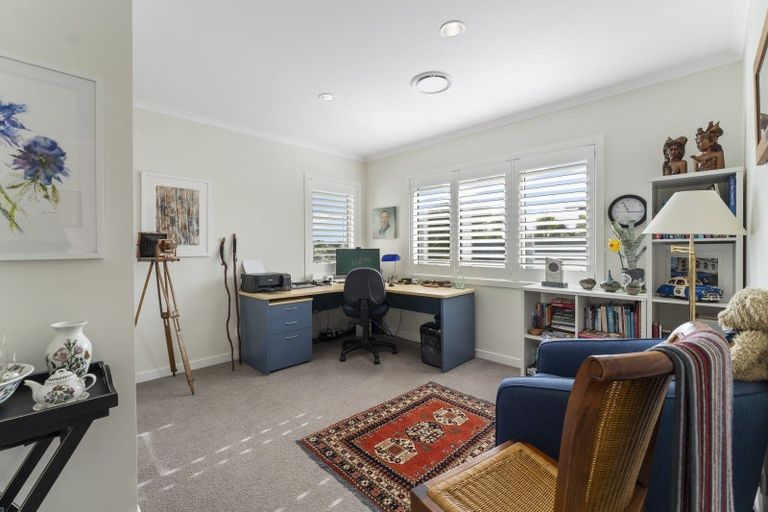 Photo of property in 11 Byron Brown Place, Otaki Beach, Otaki, 5512