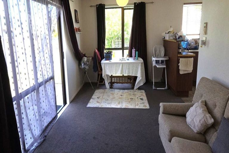 Photo of property in 45 Avenue Road, Foxton, 4814