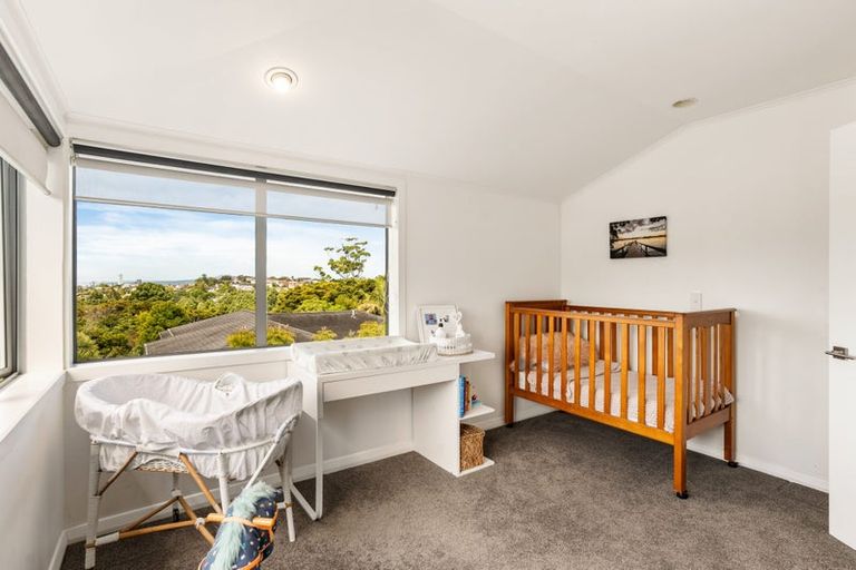 Photo of property in 11 Bank Street, Hillcrest, Auckland, 0627