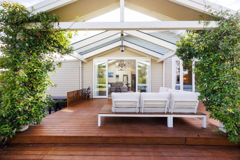 Photo of property in 3 Karaka Street, Hokowhitu, Palmerston North, 4410