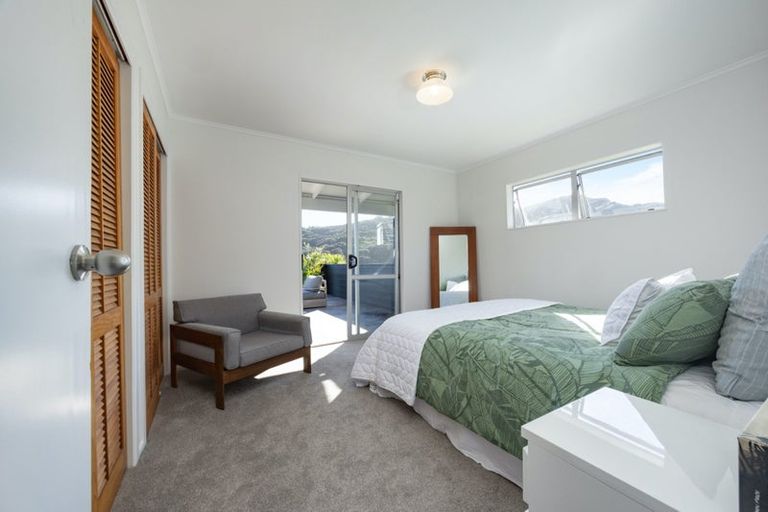 Photo of property in 22 Beach Valley Road, Piha, 0772