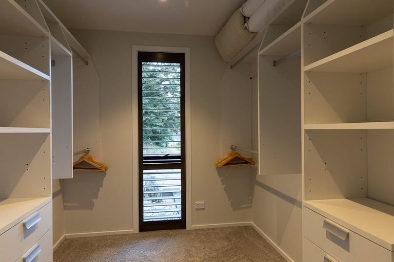 Photo of property in 18 Lookout Drive, Mount Creighton, Queenstown, 9371