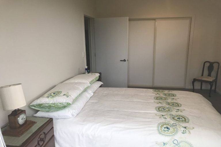 Photo of property in 1/5 Florance Place, Parklands, Christchurch, 8083