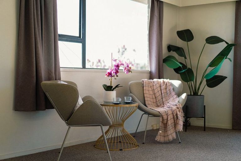 Photo of property in 2/22 Diorella Drive, Clover Park, Auckland, 2019