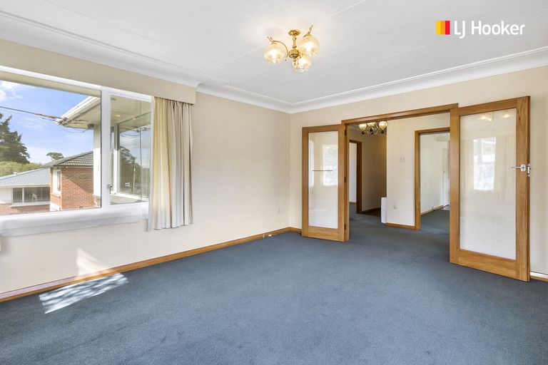 Photo of property in 1 Broomlea Street, Wakari, Dunedin, 9010