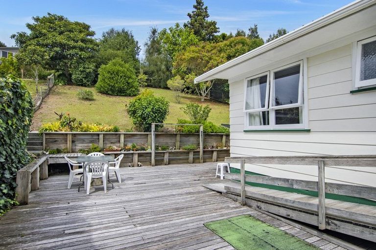 Photo of property in 32 Memorial Drive, Parahaki, Whangarei, 0112