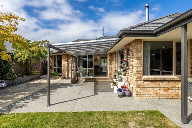 Photo of property in 7 Jarnac Boulevard, Yaldhurst, Christchurch, 8042