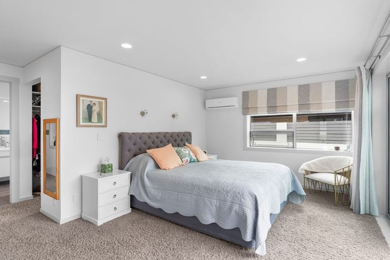 Photo of property in 8 Ruru Place, Levin, 5510