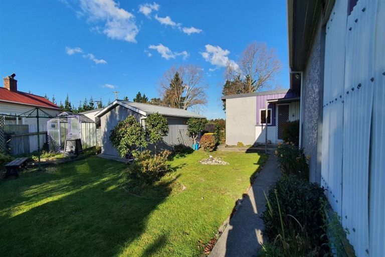 Photo of property in 18 Dobson Street, Waimate, 7924