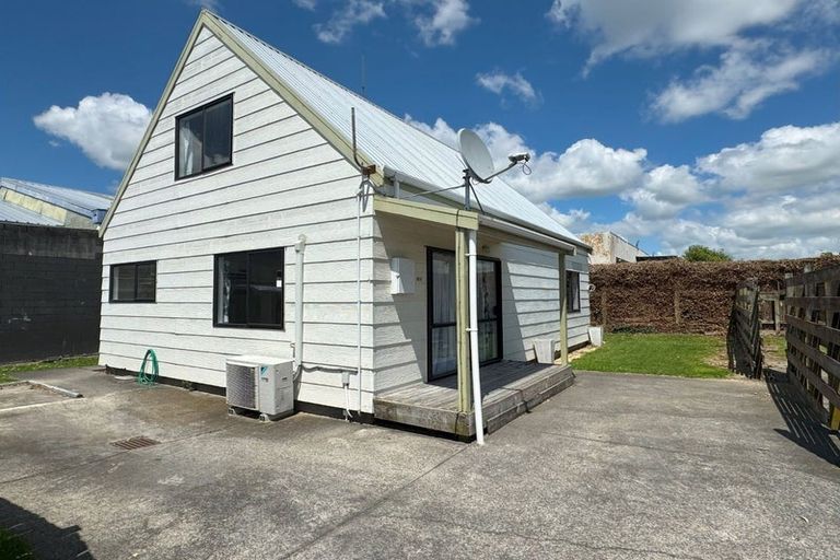 Photo of property in 30 Ngata Street, Palmerston North, 4410