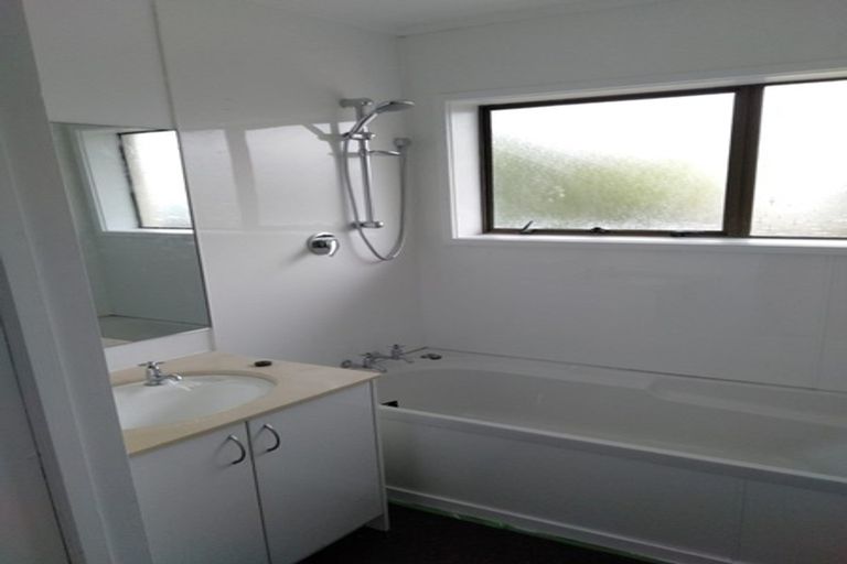 Photo of property in 4/31 Bowater Place, Manurewa, Auckland, 2102