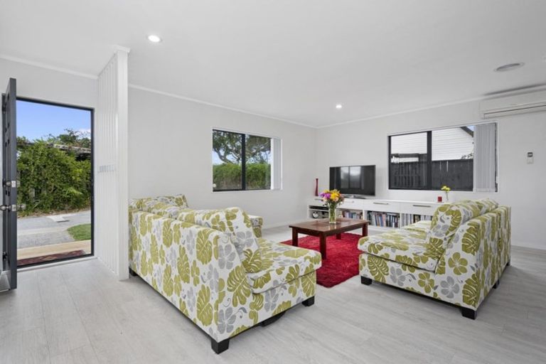 Photo of property in 11a Kane Road, Papamoa Beach, Papamoa, 3118