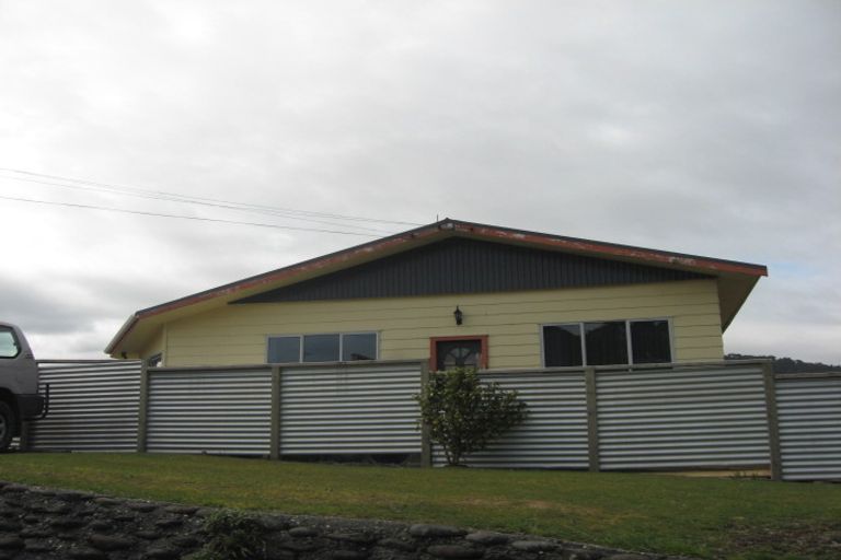 Photo of property in 68 Ranfurly Street, Runanga, 7803