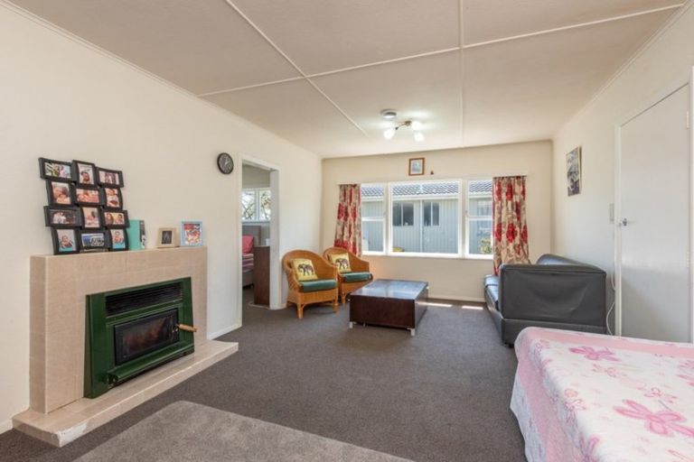 Photo of property in 64 Kapiti Road, Paraparaumu, 5032