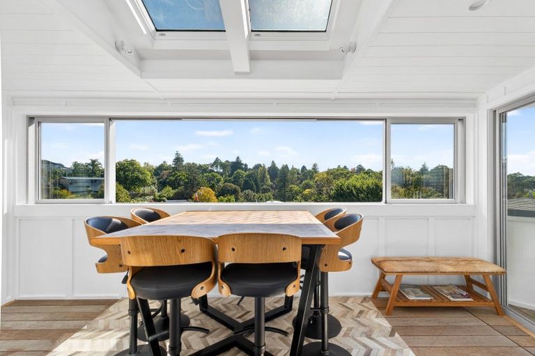 Photo of property in 7 Enfield Road, Hospital Hill, Napier, 4110