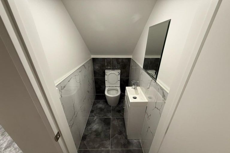 Photo of property in 9b Bernard Street, Papatoetoe, Auckland, 2025