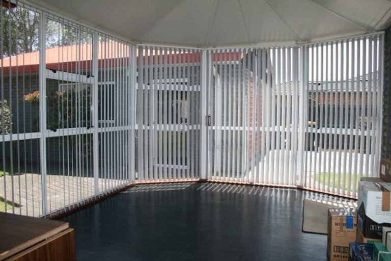 Photo of property in 50 Regency Crescent, Redwood, Christchurch, 8051