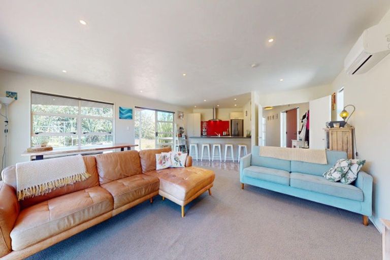 Photo of property in 3 Mowhia Grove, Waitarere, Levin, 5510