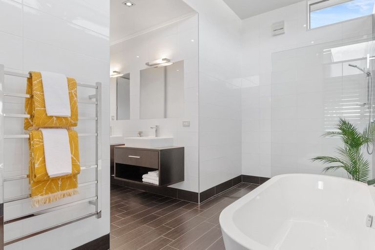 Photo of property in 168 Waterways Parade, Pauanui, Hikuai, 3579