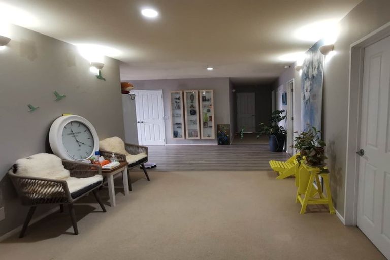 Photo of property in 11 Mariner Drive, Gulf Harbour, Whangaparaoa, 0930