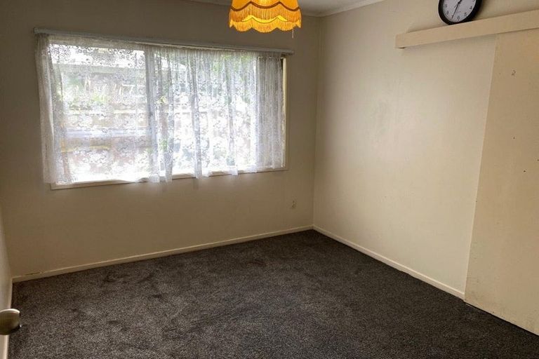 Photo of property in 2/25 Overton Road, Papatoetoe, Auckland, 2025