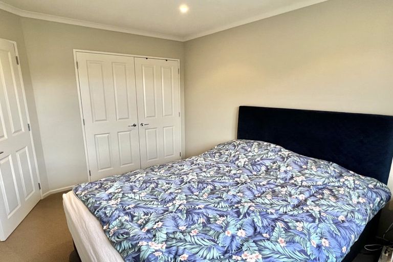 Photo of property in 79 Te Puia Drive, Aotea, Porirua, 5024