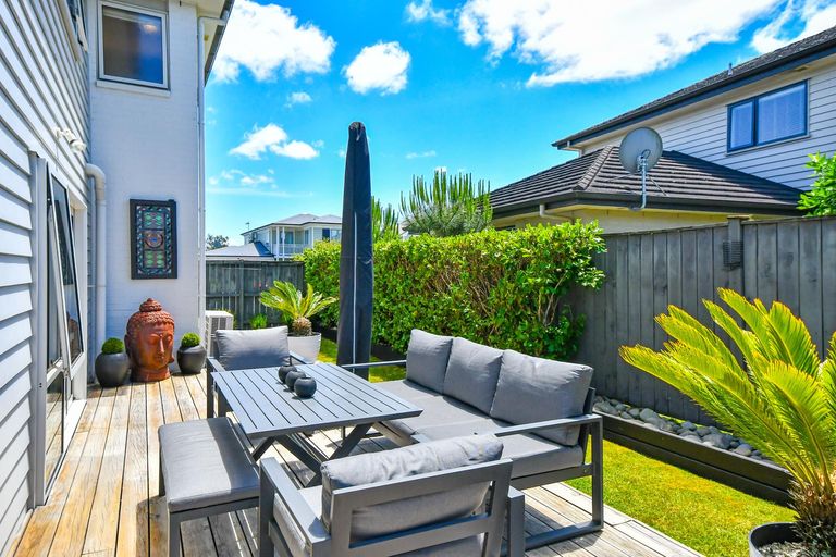 Photo of property in 10 Bayvista Drive, Karaka, Papakura, 2113