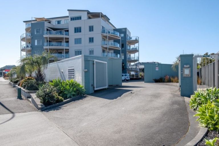 Photo of property in Bay View, 17/90 Customhouse Street, Gisborne, 4010