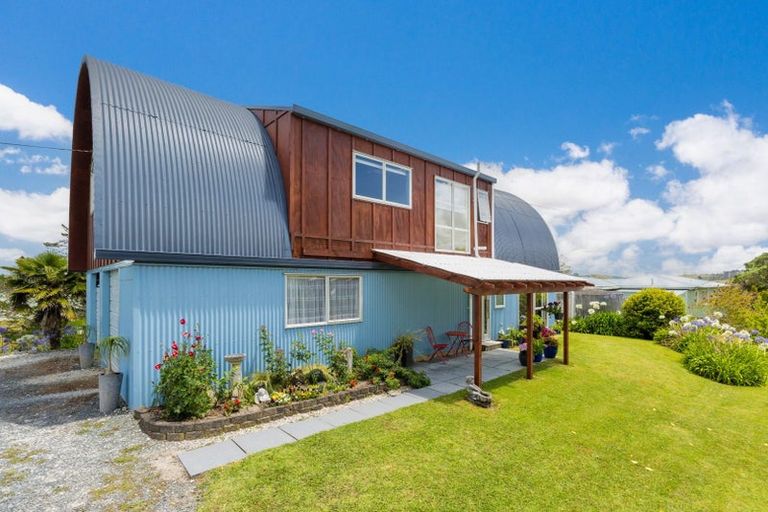 Photo of property in 109 Wharf Road, Port Albert, Wellsford, 0973