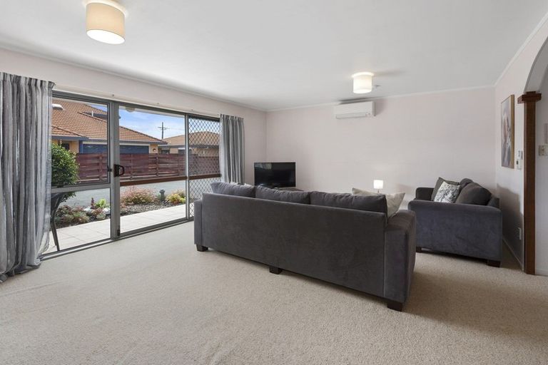 Photo of property in 1/19 Elizabeth Street, Kensington, Whangarei, 0112