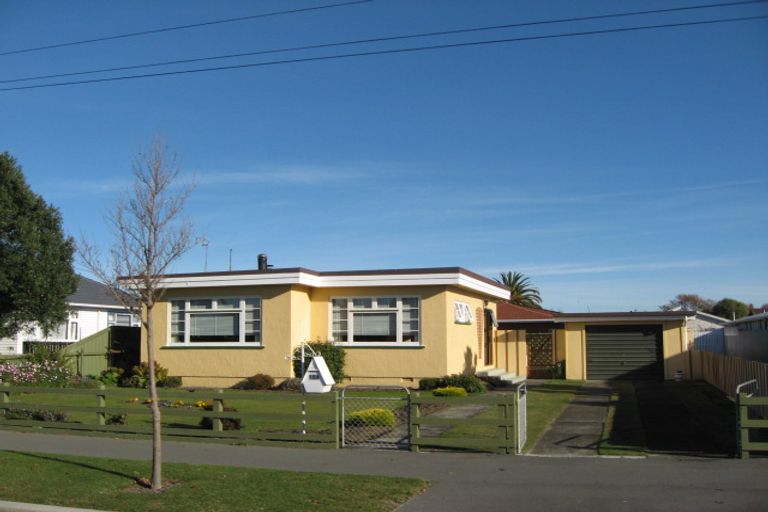 Photo of property in 104 Baker Street, New Brighton, Christchurch, 8083