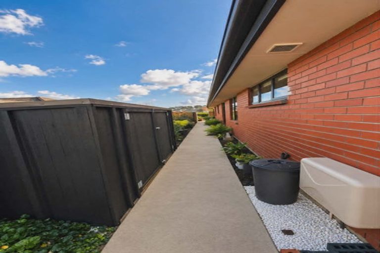 Photo of property in 8 Routeburn Lane, Karaka, Papakura, 2124