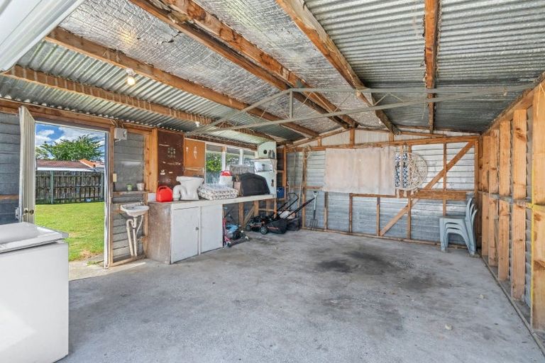 Photo of property in 33 Solway Street, Levin, 5510