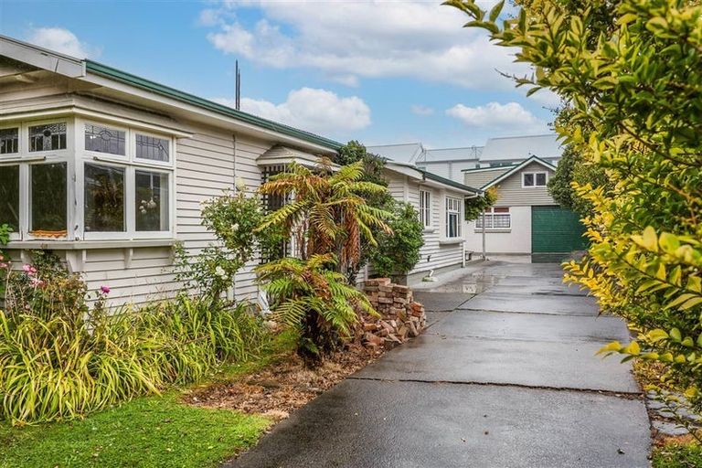 Photo of property in 80 Richardson Terrace, Woolston, Christchurch, 8023