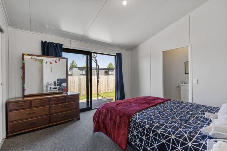 Photo of property in 37 Te Iwiheke Place, Turangi, 3334