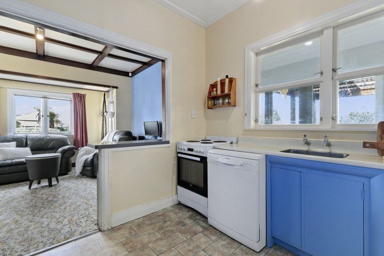 Photo of property in 6 Waverley Avenue, Morrinsville, 3300