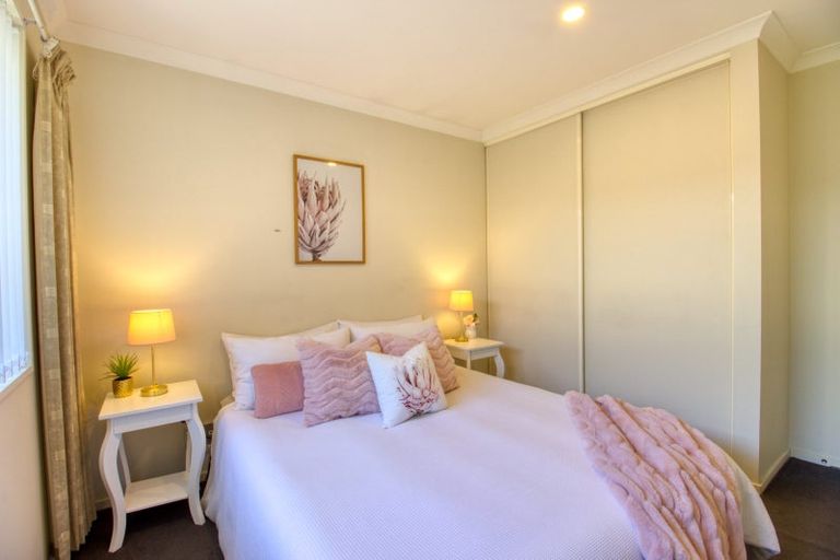 Photo of property in 2/335 Main South Road, Hornby, Christchurch, 8042