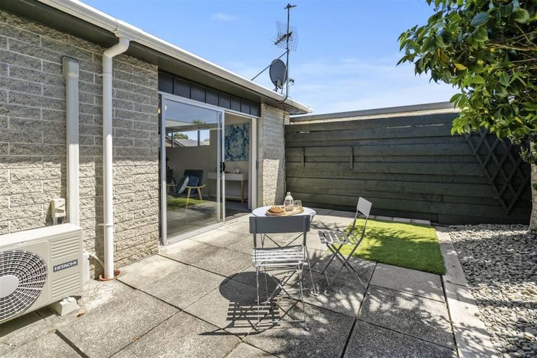 Photo of property in 40a Bauchop Road, Waterloo, Lower Hutt, 5011