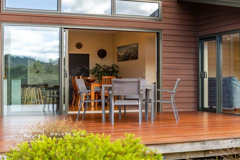 Photo of property in 34b Kenneth Gillies Way, Birchville, Upper Hutt, 5372