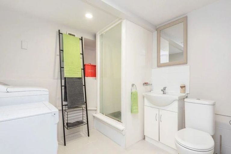 Photo of property in 63 Marendellas Drive, Bucklands Beach, Auckland, 2014