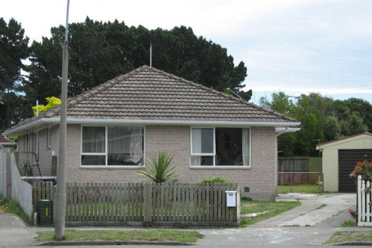 Photo of property in 33 Pateke Place, Bromley, Christchurch, 8062