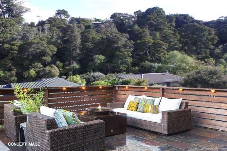 Photo of property in 23 Wilding Avenue, Northcote Point, Auckland, 0627