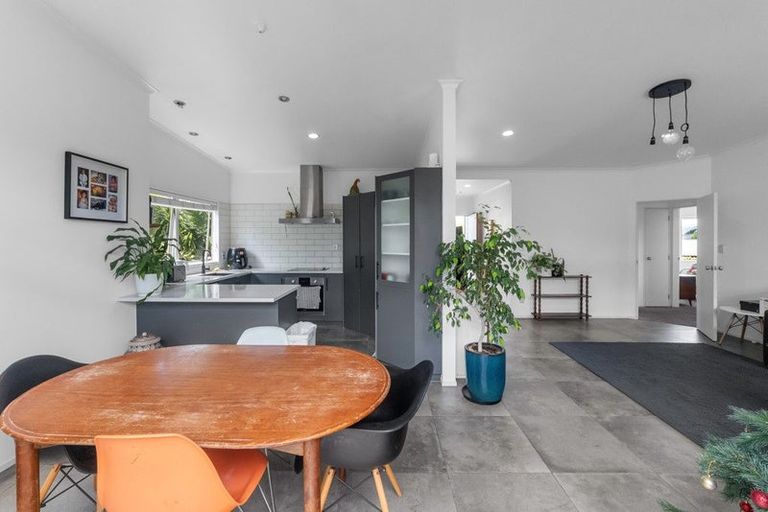 Photo of property in 290b Oceanbeach Road, Mount Maunganui, 3116